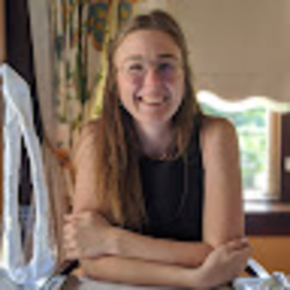 Meet your Posher, Anna-mae - Picture 1 of 1